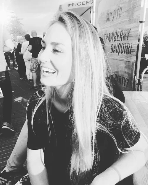 Sophie Kolles in de dansstudio